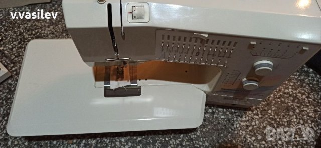 Шевна машина BERNINA 1991, снимка 3 - Шевни машини - 38834495