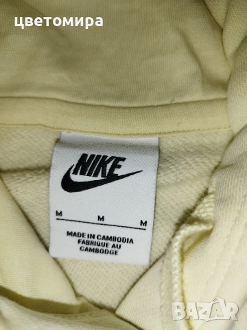 Nike размер M, снимка 3 - Спортни екипи - 53242824