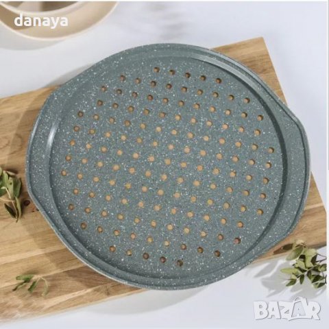 3440 Перфорирана форма за пица Мрамор с дръжки, снимка 3 - Съдове за готвене - 39174180