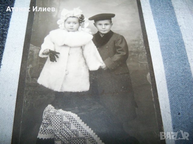 Стара фотография на картон, деца 1909г. фото Чернев Враца, снимка 4 - Други ценни предмети - 37506339