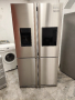 уникален иноксов хладилник с фризер, снимка 1 - Хладилници - 44638531