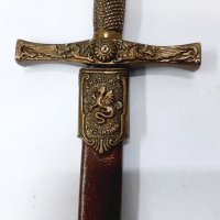 Екскалибур, мечът на крал Артур, колекционерски сувенирен модел(1.3), снимка 5 - Антикварни и старинни предмети - 42331038