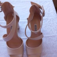 Дамски сандали на ток, снимка 4 - Дамски елегантни обувки - 42022646