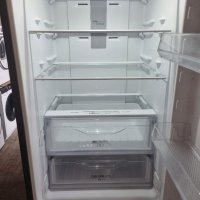 Хладилник с фризер Privileg, снимка 5 - Хладилници - 40592411