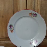 Стар български порцелан чинии плитки за основно , снимка 6 - Антикварни и старинни предмети - 37693515