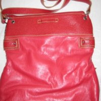 Червена чанта, снимка 3 - Чанти - 31918238