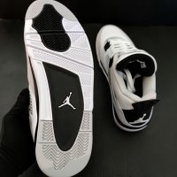 Нови Оригинални Обувки Nike Air Jordan Retro 4 Military White Black Бели Маратонки Кецове Размер 42 , снимка 3 - Кецове - 39713455