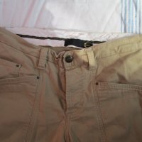 JUST CAVALLI кремав мъжки панталон размер 36., снимка 2 - Панталони - 38111898