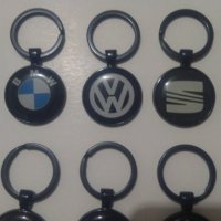 Ключодържател от лек метал черен с емблеми на марка кола автомобил джип ван бус + подарък, снимка 1 - Аксесоари и консумативи - 29186772