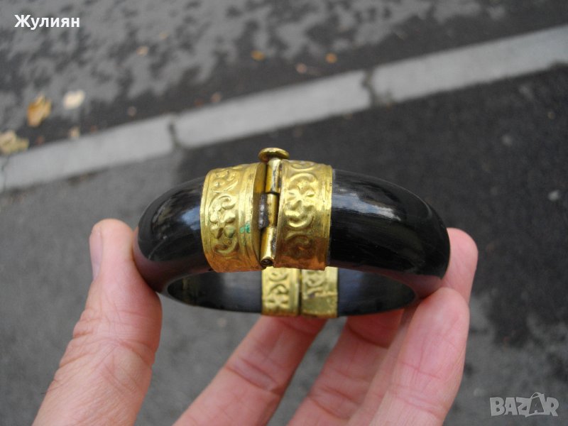 СТАРА ГРИВНА БИВОЛСКИ РОГ С ОБКОВ , снимка 1