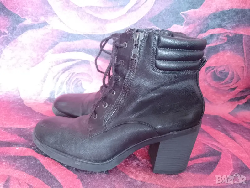 Дамски Боти на дебел ток 44 номер, снимка 1
