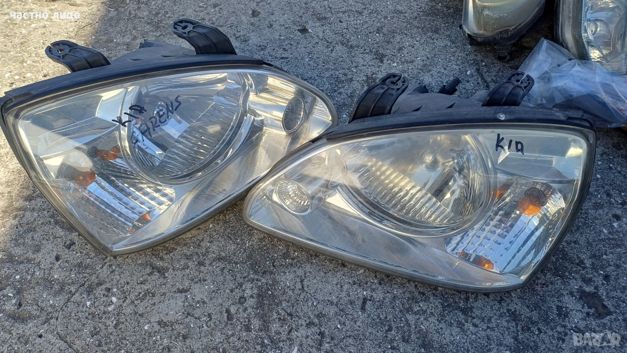 Фарове за Киа Карънс, снимка 1