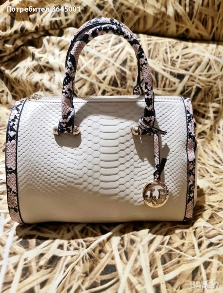 Дамска чанта от изкуствена кожа с змийски мотиви, къси дръжки и дълга дръжка през рамо. Нова , снимка 1