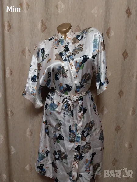 XL Сатенен халат с къс ръкав , снимка 1