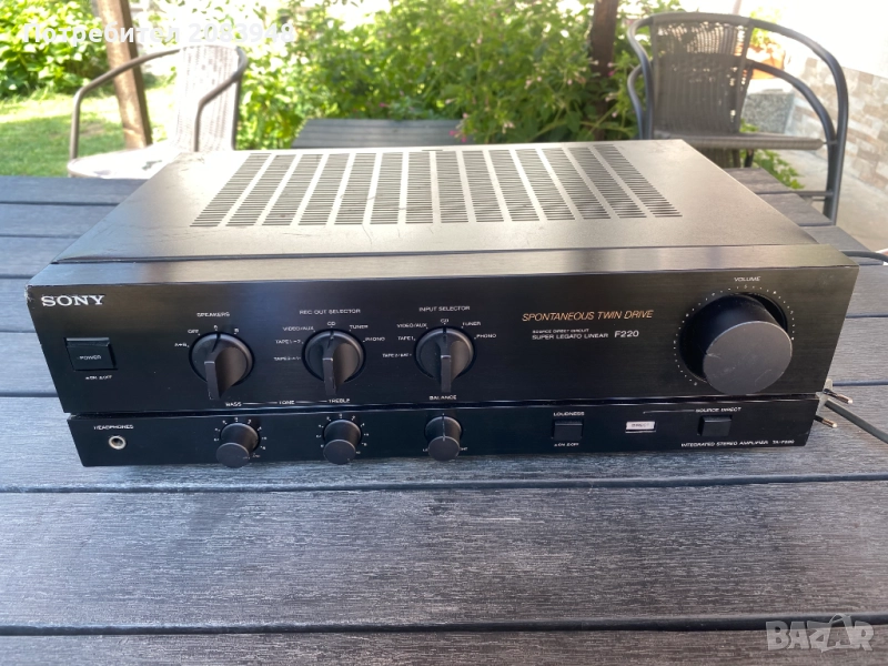 Усилвател Sony F220, снимка 1