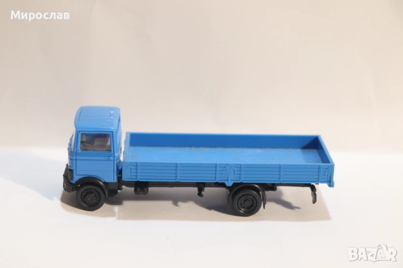 HERPA 1:87 H0 MERCEDES BENZ КАМИОН КОЛИЧКА МОДЕЛ, снимка 1