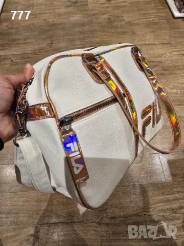 дамска чанта FILA , снимка 2 - Чанти - 47947655