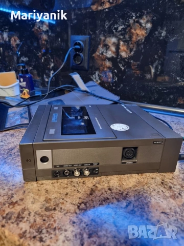 Bosh VRC 30 VHS recorder , снимка 4 - Плейъри, домашно кино, прожектори - 53245812