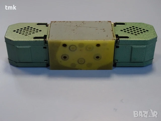 Хидравличен разпределител "Хидравлика" тип 64ПГ 73-12 Hydraulic solenoid valve 220V, снимка 7 - Резервни части за машини - 50550694