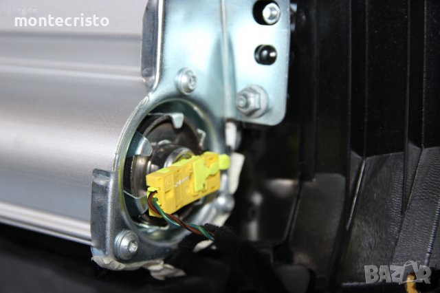 Арматурно табло Mercedes ML W164 (2005-2011г.) Цвят: черен / A1648600805, снимка 9 - Части - 38088606