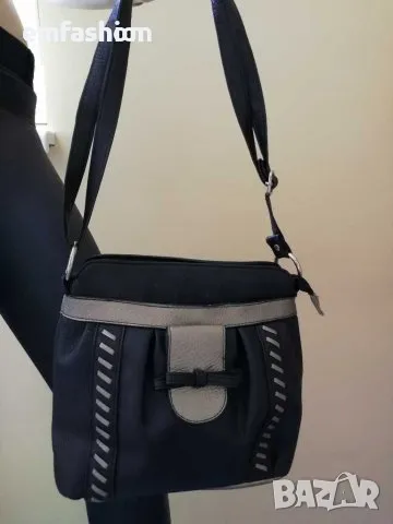 Дамска чанта , снимка 5 - Чанти - 50181591