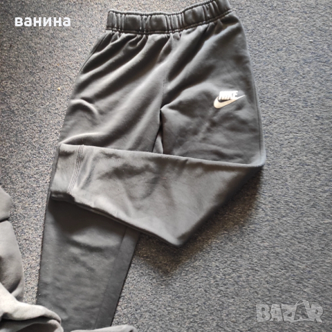 Оригинален спортен екип на nike 137 147, снимка 5 - Детски анцузи и суичери - 52503409