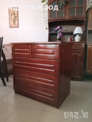 Скрин масив чам 3+2 чекмеджета в байц и лак