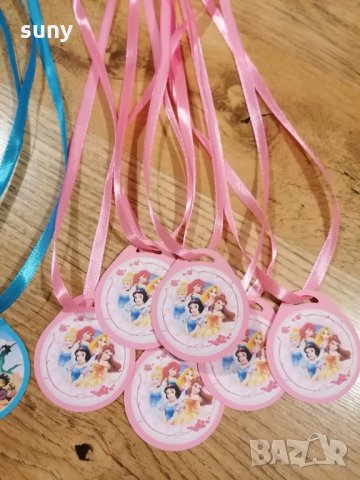 Парти медальони Замръзналото кралство, снимка 3 - Други - 32027031