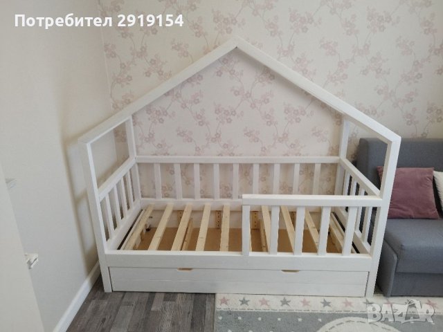 Детско легло тип къщичка. , снимка 2 - Мебели за детската стая - 38378531