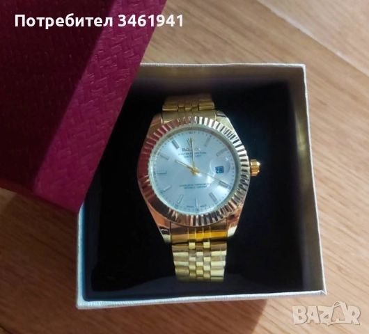 Чисто нов часовник Rolex с кутийка и възглавничка 