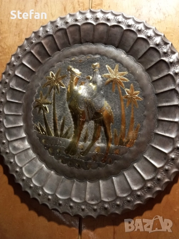 Медна стенна паница , снимка 2 - Антикварни и старинни предмети - 38687208