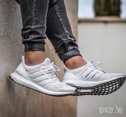  маратонки  Adidas UltraBoost 4.0 ‘Triple White’  номер 42 2/3, снимка 3 - Маратонки - 47480977