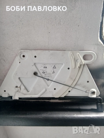 Авариен триъгълник w202 w203 w220 оем сгъваем , снимка 12 - Аксесоари и консумативи - 51965162