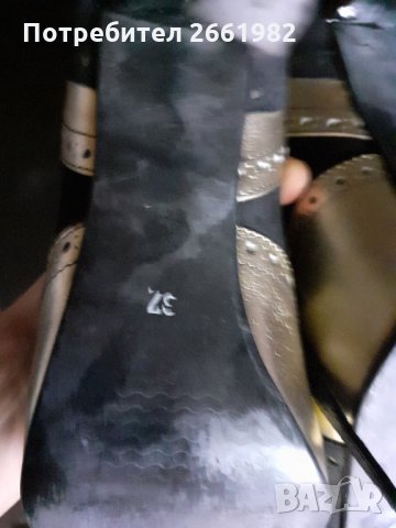 Черно-златни обувки на висок ток, снимка 3 - Дамски обувки на ток - 31985936