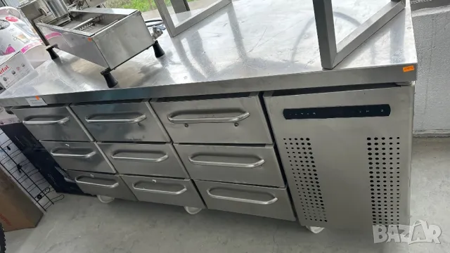 Хладилна маса, снимка 2 - Обзавеждане за заведение - 49747864