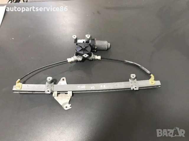 Стъклоповдигач с мотор за предна дясна врата за Nissan Almera Tino (02-2007)