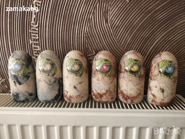 Интересна кутия за динозавърско яйце с впечатляващ дизайн, висока 14 см. Много добре запазени., снимка 7 - Играчки за стая - 54042750