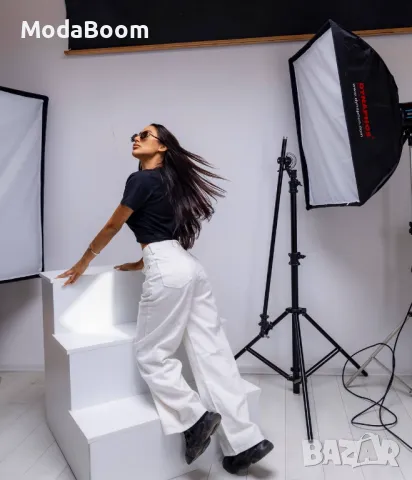 Дълги широки дамски бели дънки , снимка 2 - Дънки - 47531331