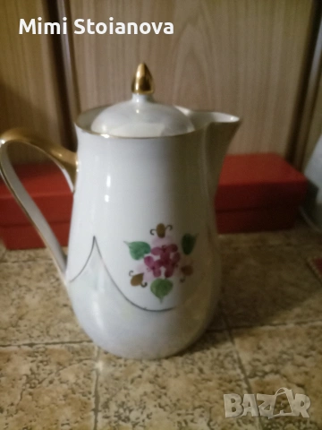 Порцеланов чайник , снимка 2 - Сервизи - 54195470