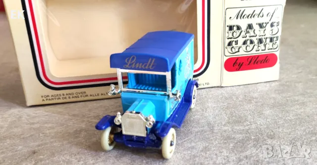 Колекционерска метална количка Days Gone на Lledo, Лондон, снимка 8 - Коли, камиони, мотори, писти - 49975359
