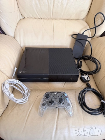 Xbox One черен + кристален контролер