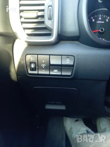   Продавам Kia sportage, снимка 9 - Автомобили и джипове - 56317855
