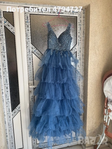 Луксозни бални и официални рокли – различни модели и размери