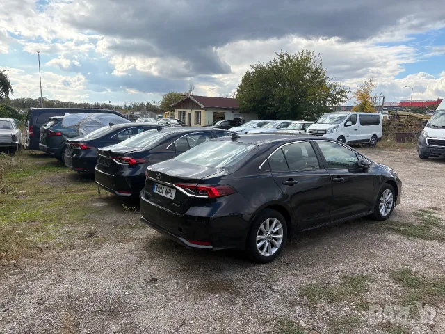 Toyota corolla 1.8hybrid , снимка 4 - Автомобили и джипове - 56539932