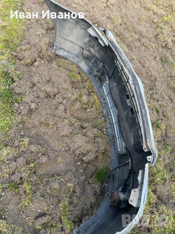 Toyota avensis T250 предна броня, снимка 8 - Части - 53878193