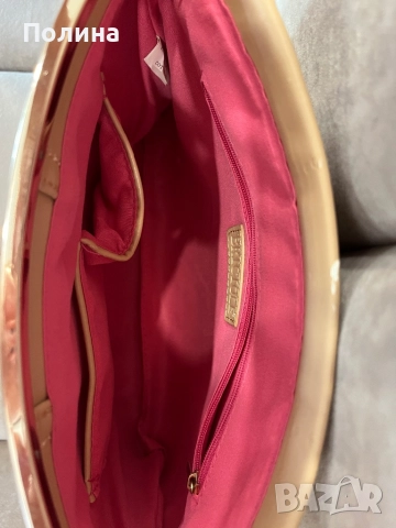 КАТО НОВА Дамска чанта - еко кожа, снимка 4 - Чанти - 51482389