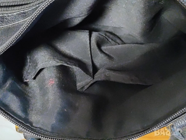 Черна дамска чанта, снимка 5 - Чанти - 52054780