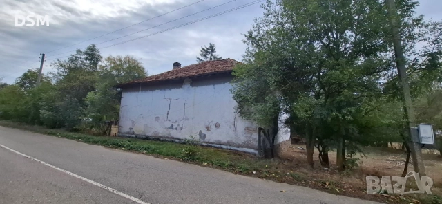 Продавам Къща с Двор/1500кв.м/ в с.Василовци обл.Софийска, снимка 12 - Къщи - 51874858