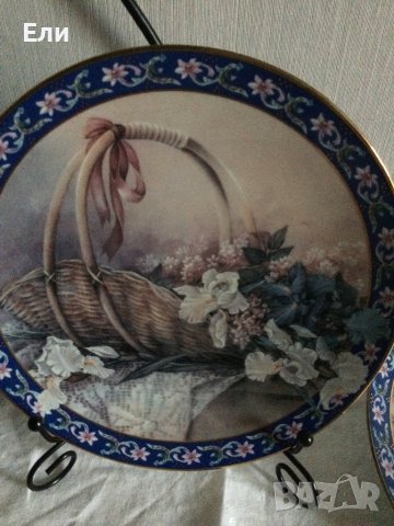 Колекционерски чинии на LENA LIU , снимка 2 - Чинии - 42846910