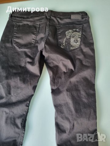 Дамски дънки Guess с апликация на заден джоб, снимка 2 - Дънки - 34227170